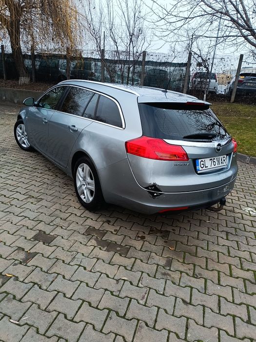 Opel insignia  sport