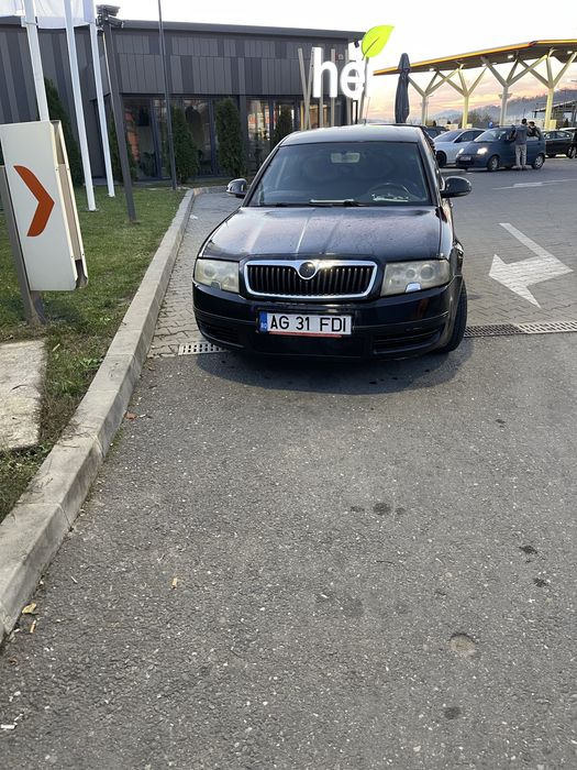 Vând sau schimb skoda superb