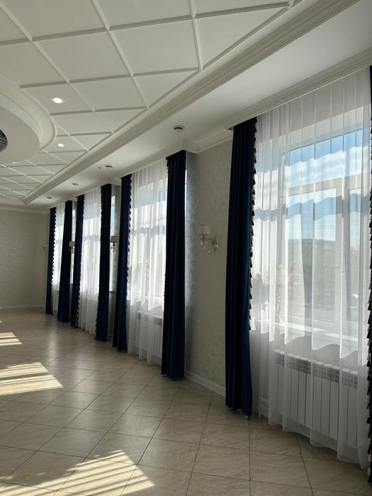 Продам действующее кафе 400 м2 в районе Зачаганска