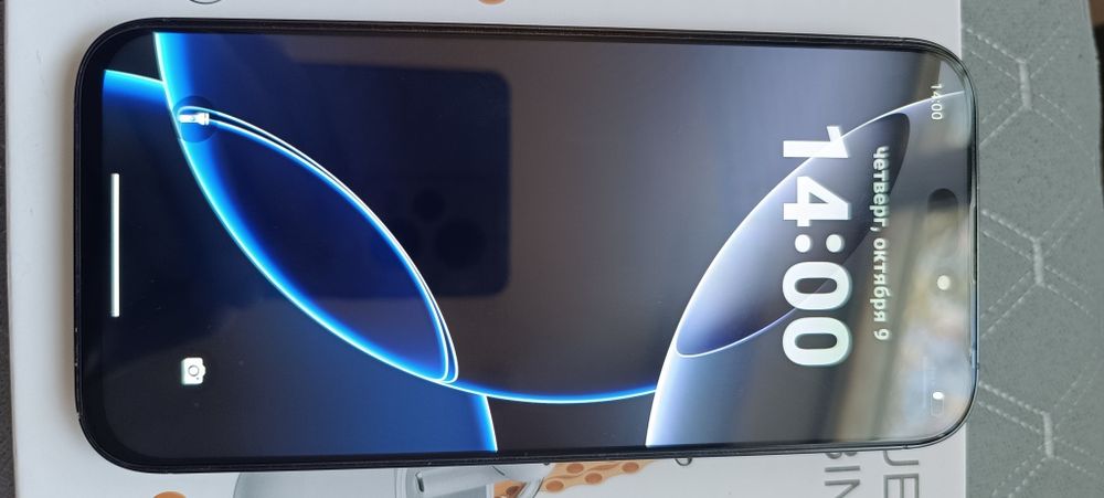 Продам Айфон 16 pro max 1 Тб на андроиде