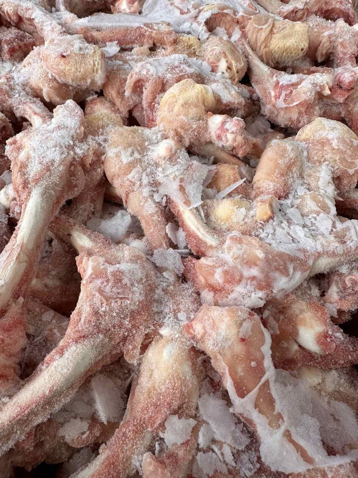 Кости куриные для животных