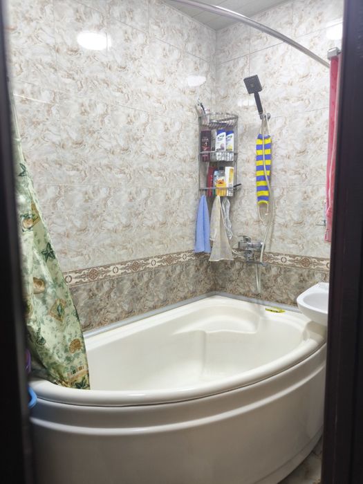 Коратош 3/4/9 Тоза ремонт бал: 2х3 80 кв.м ор: Караташ Корзинка, Чорсу