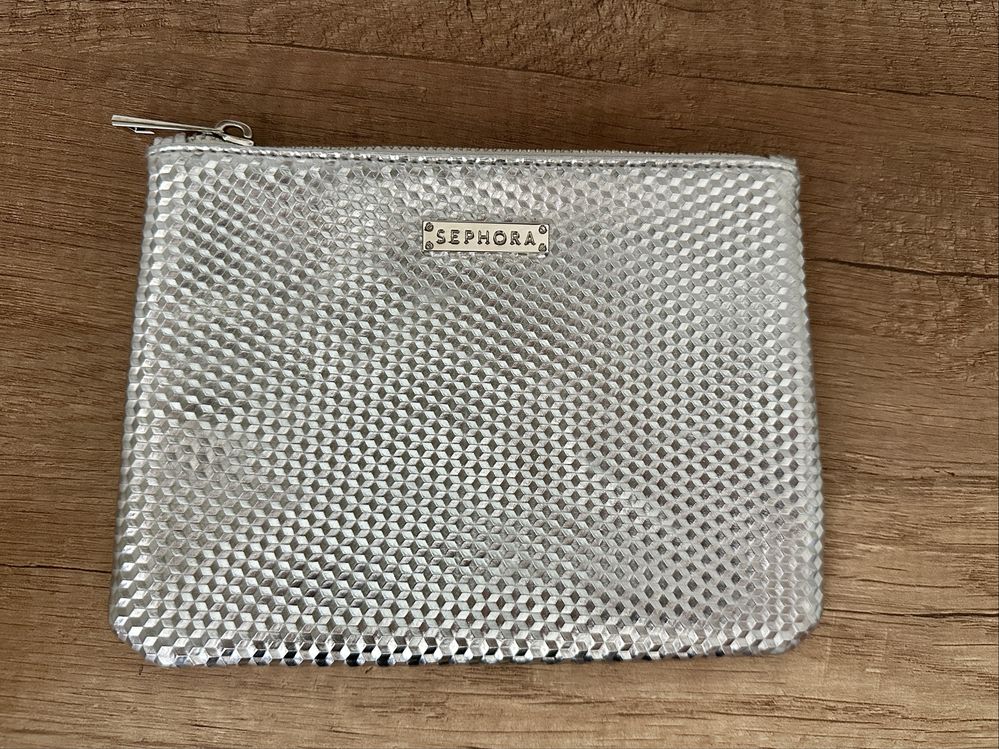 Сребрист несесер SEPHORA