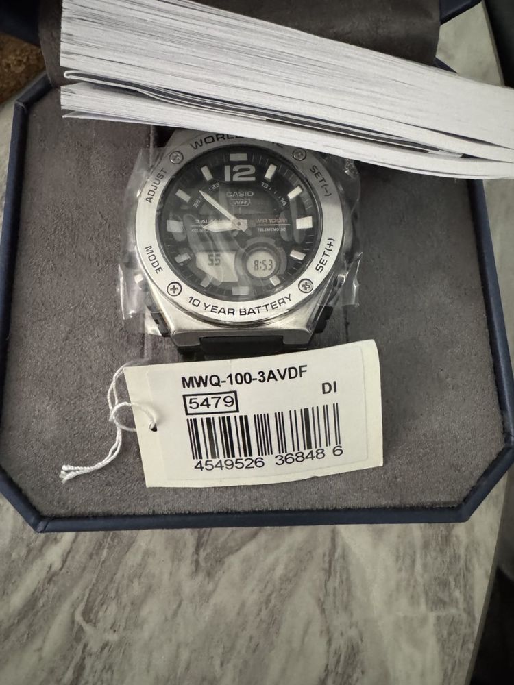 Часы Casio новые с паспортом и коробкой