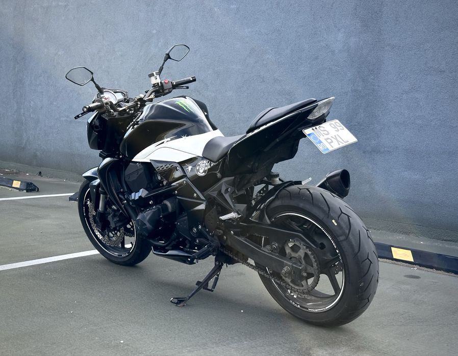 *Kawasaki z750*