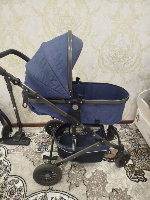 Коляска срочно сотилади