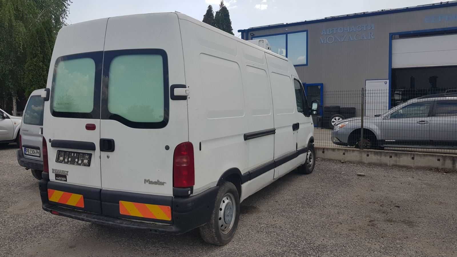 renault master 2002г.,2,5 дизел