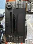 CD player Mercedes W211