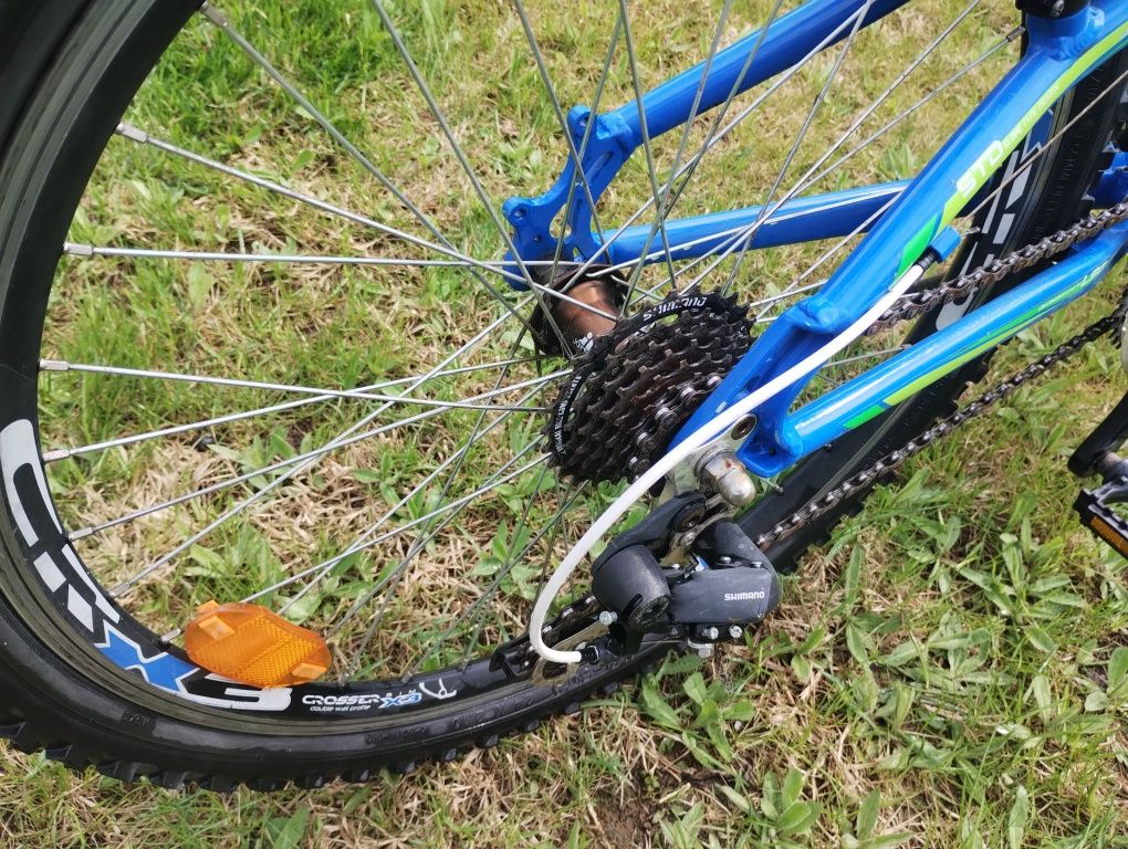 Vând bicicleta Cross Junior,24''