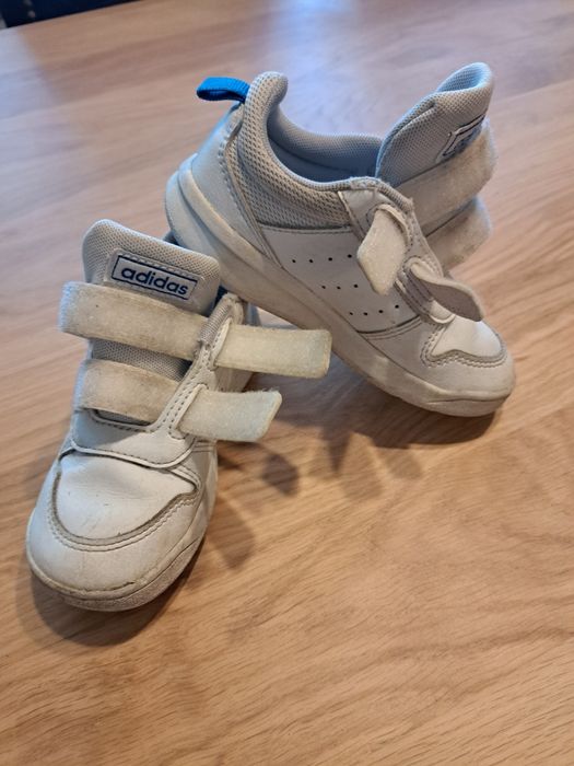 Adidasi exterior Adidas nr. 25½