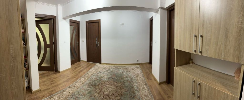 Apartament 3 camere mobilat și utilat