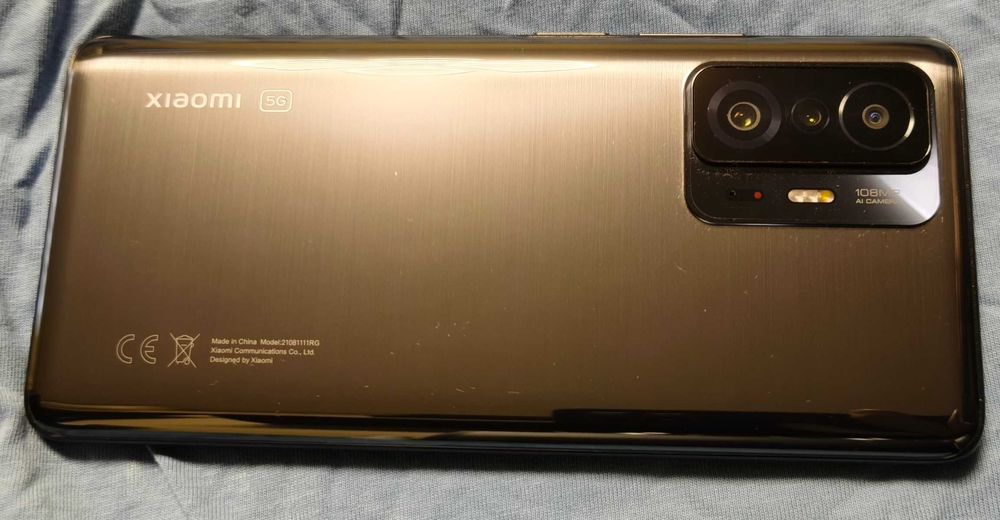 Продавам телефон Xiaomi 11T 128гб памет и 8гб РАМ