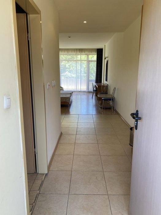 Дава се под наем Едностаен апартамент в Бургас, Център - 40 кв.м за 204 € - Снимка #3