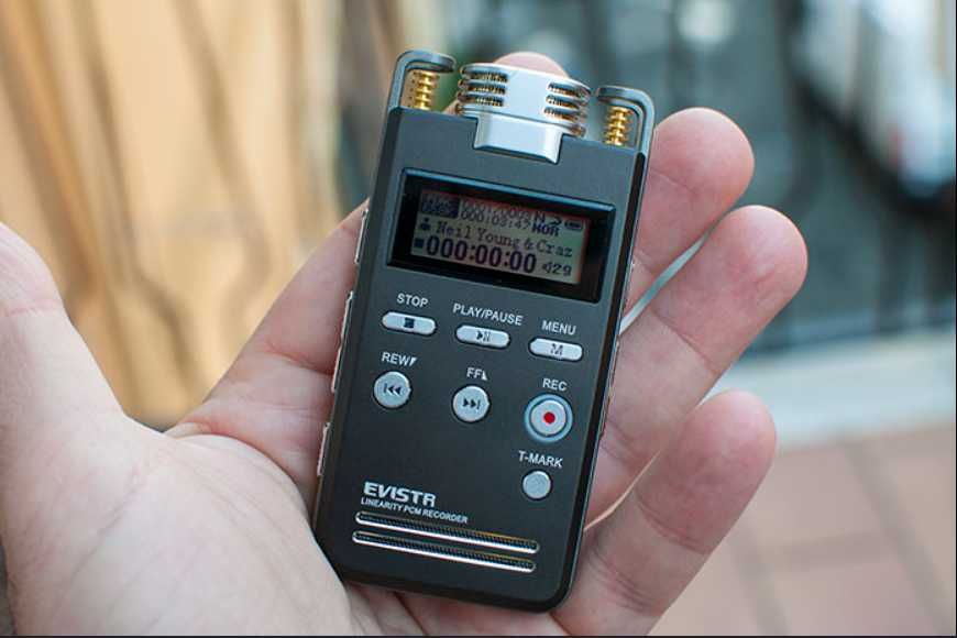 Recorder - reportofon Evistr L53