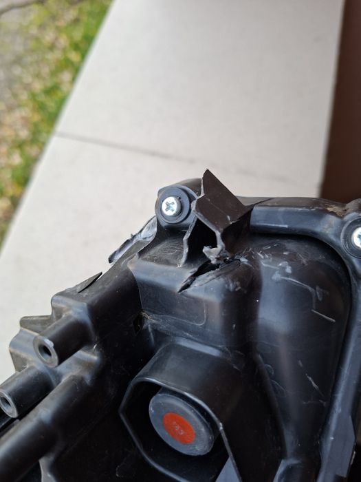 Ляв фар Toyota C-HR 2020 - 2023