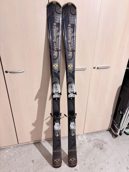 Ofer spre vanzare schiuri