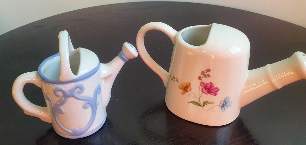 Stropitori Miniaturi, pereche de stropitori portelan, vase flori