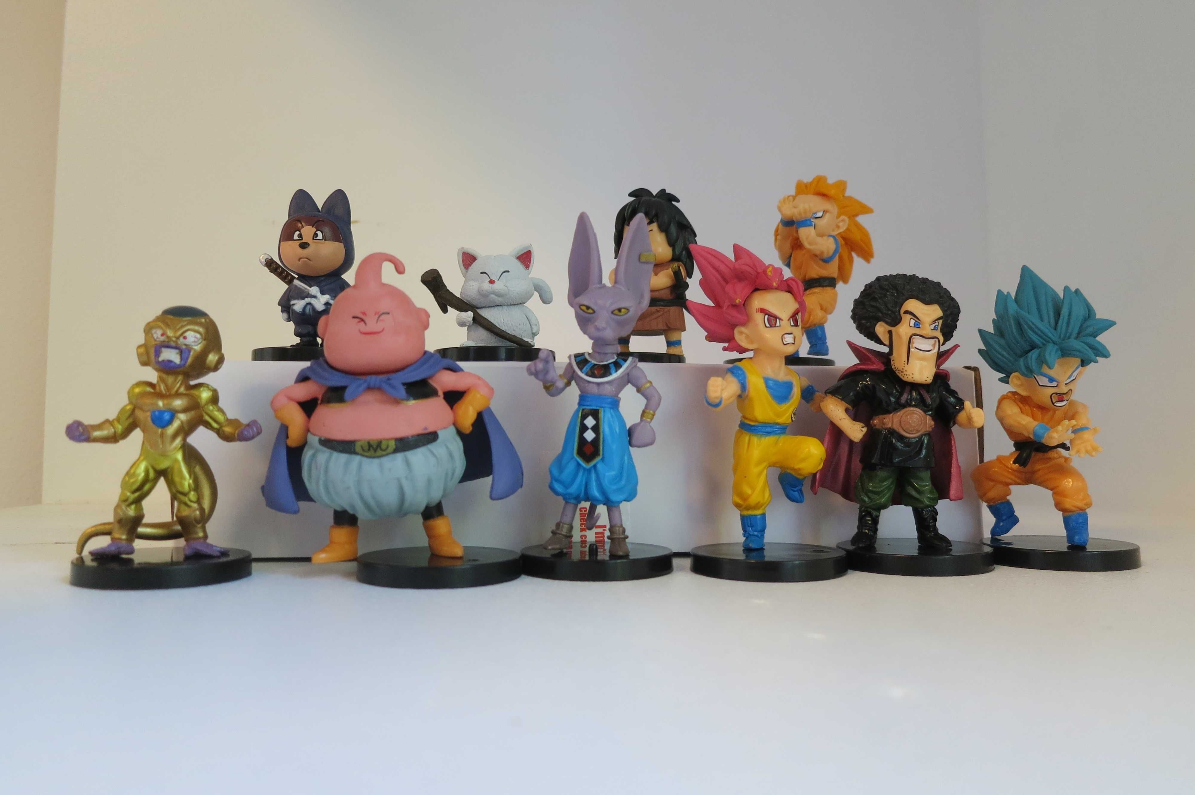 figurine din dragon ball z, vegeta, goku