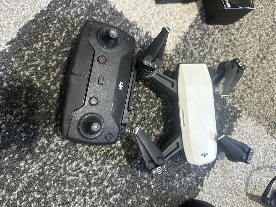 Dji spark fly more combo FULL BOX!!