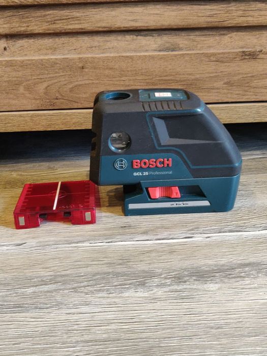Nivela laser Bosch GCL 25 – stare impecabilă,