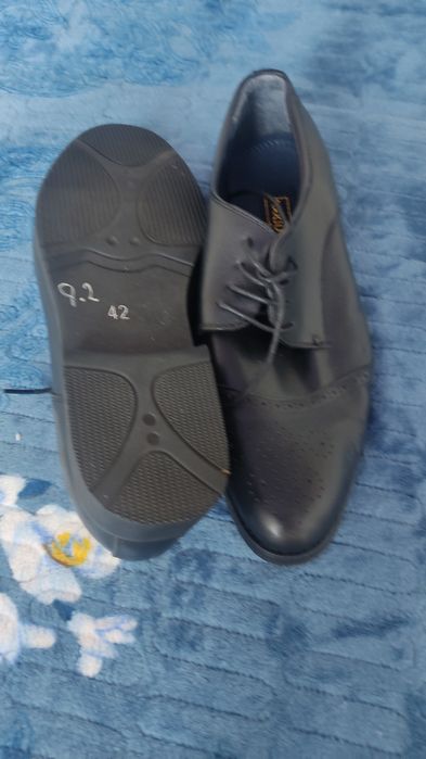 Мужские туфли новые.