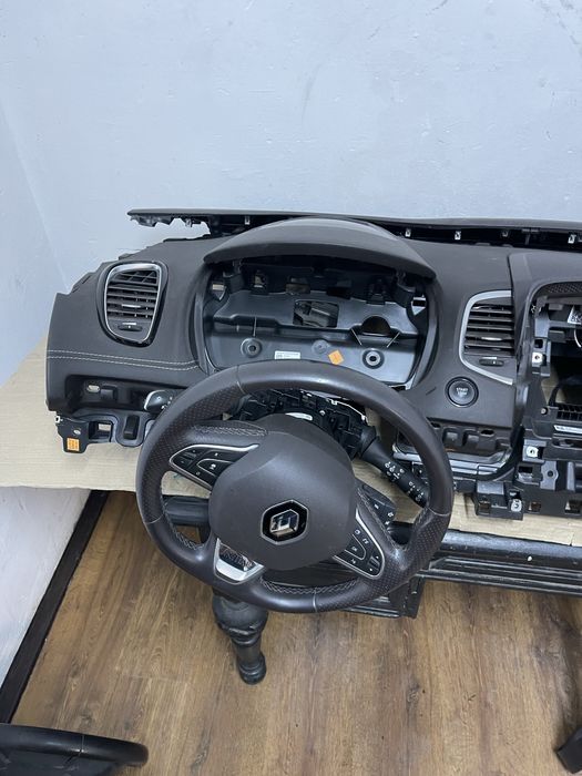 Plansa bord + airbaguri Renault Espace 5 V + centuri complet 2016-2023