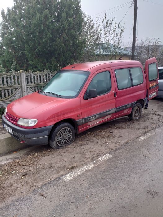 Vând Citroen berlingo