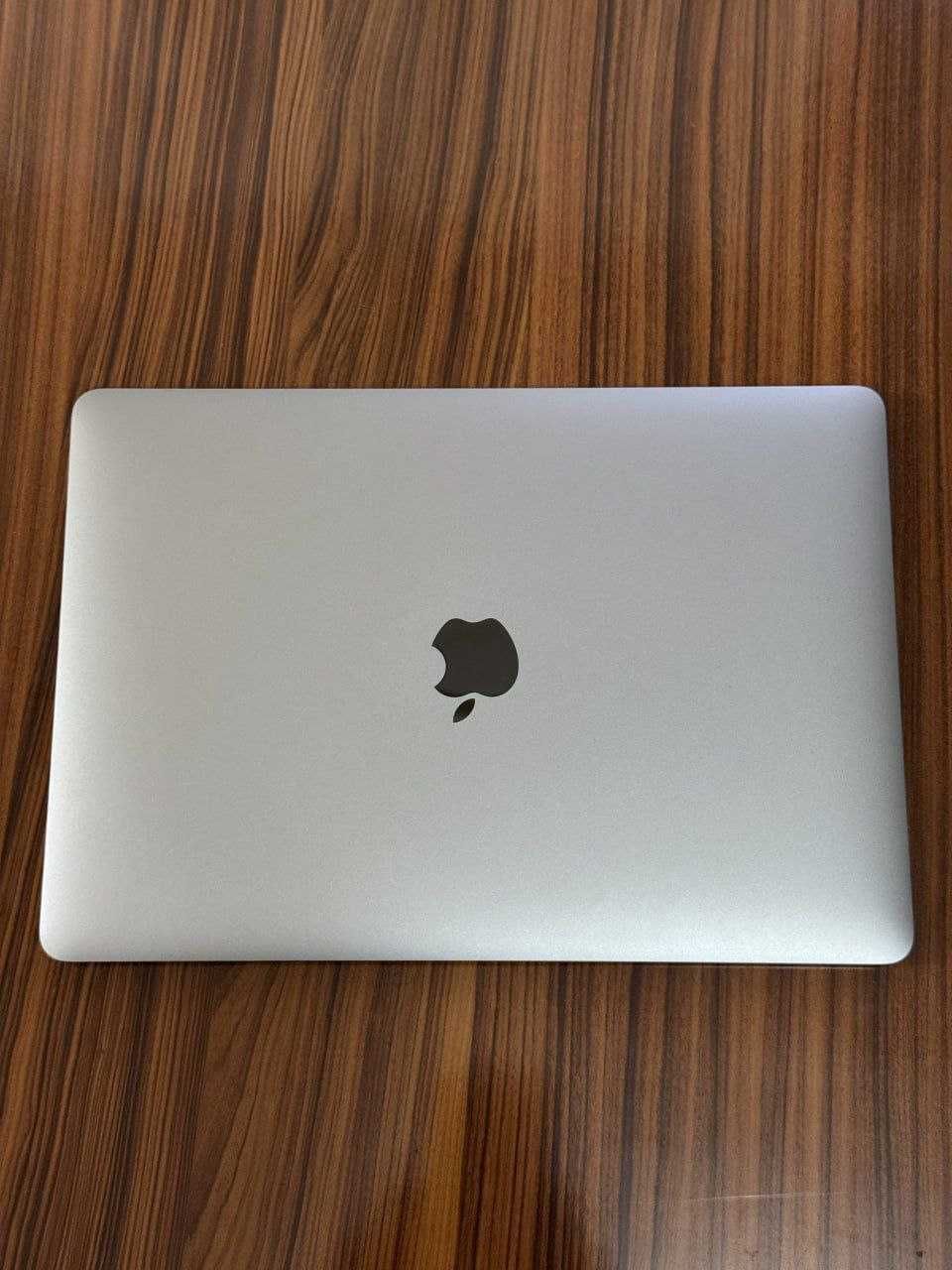 Продается Macbook