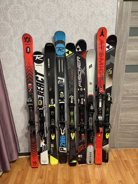 Schiuri copii adulti skiuri incepatori intermediari