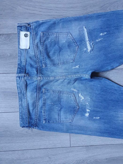 Blugi DIESEL "Buster" Slim-Tapered - Marime W38 L32 (Talie 103 cm)