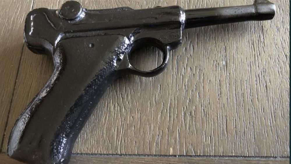 Pistol Luger  WW2 ,replica pentru panoplie,full metal