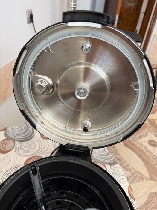 Milticooker под налягане TEFAL CY505E 25 програми