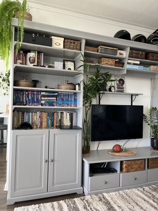 Секция за хол Икеа