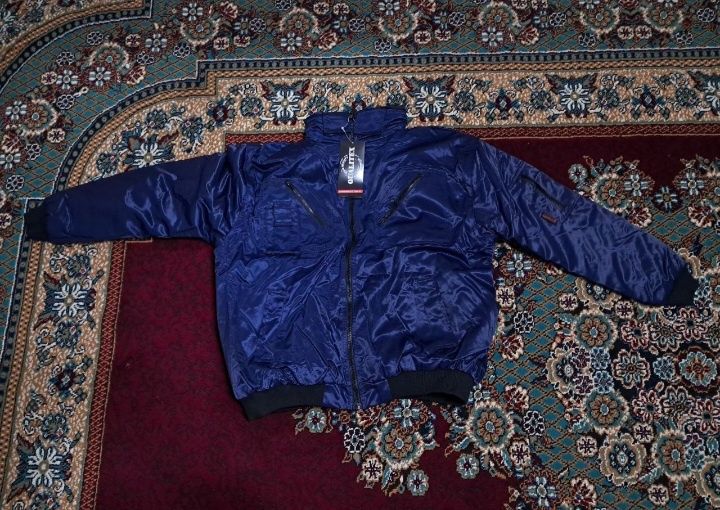 Куртка ПИЛОТ.  Очень практичный  демисезонная куртка.