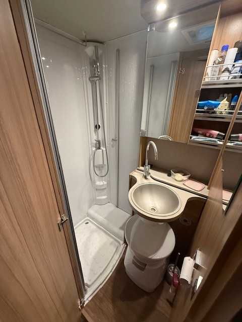 Vand autorulota premium 2020    doar 10 500 km