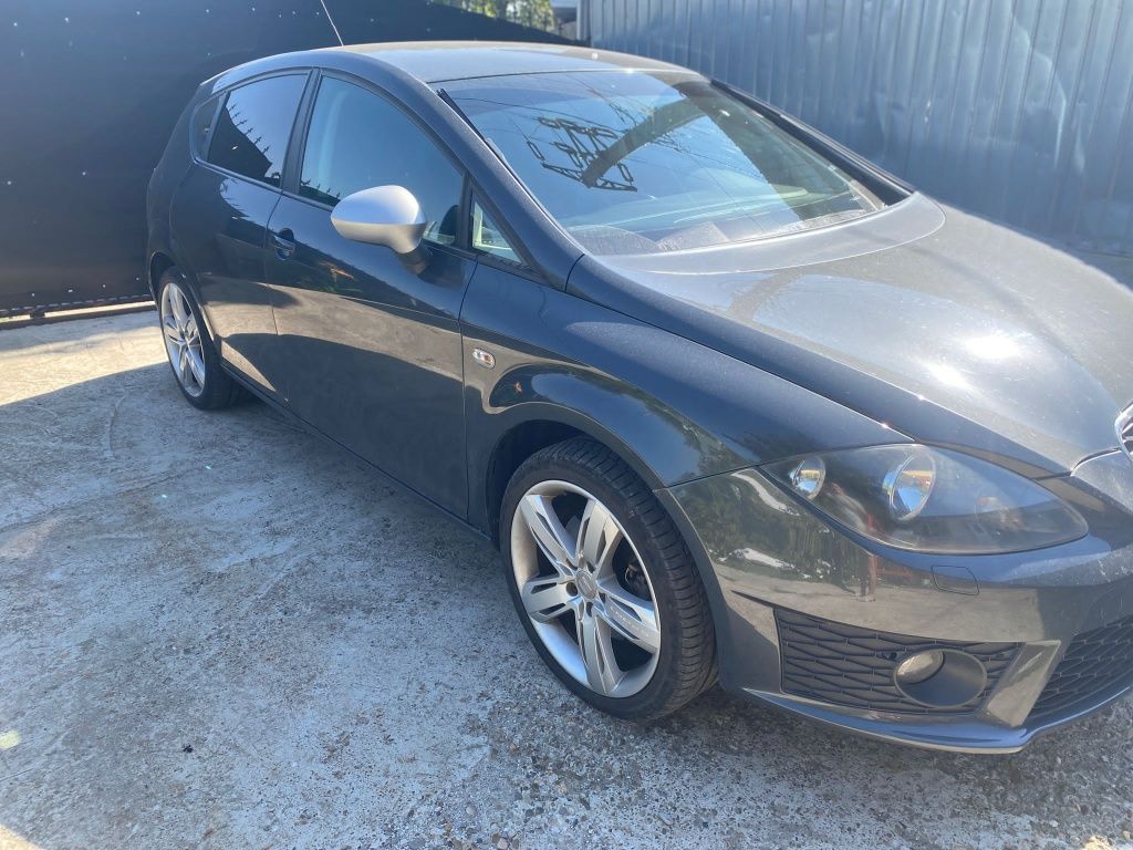 Vând Seat Leon FR