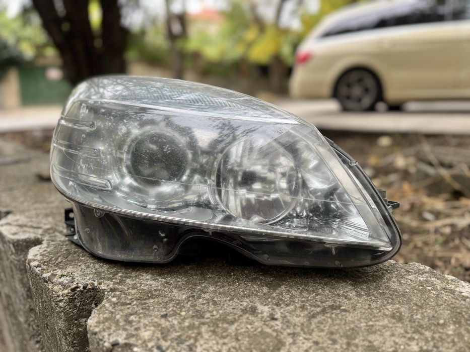 Фарове за Mercedes benz w204