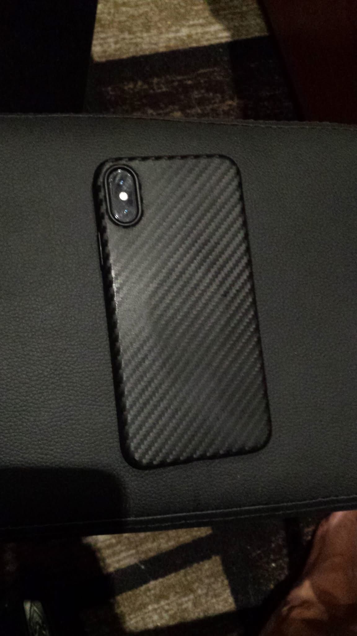 iPhone XS Пррфектен с нова батерия