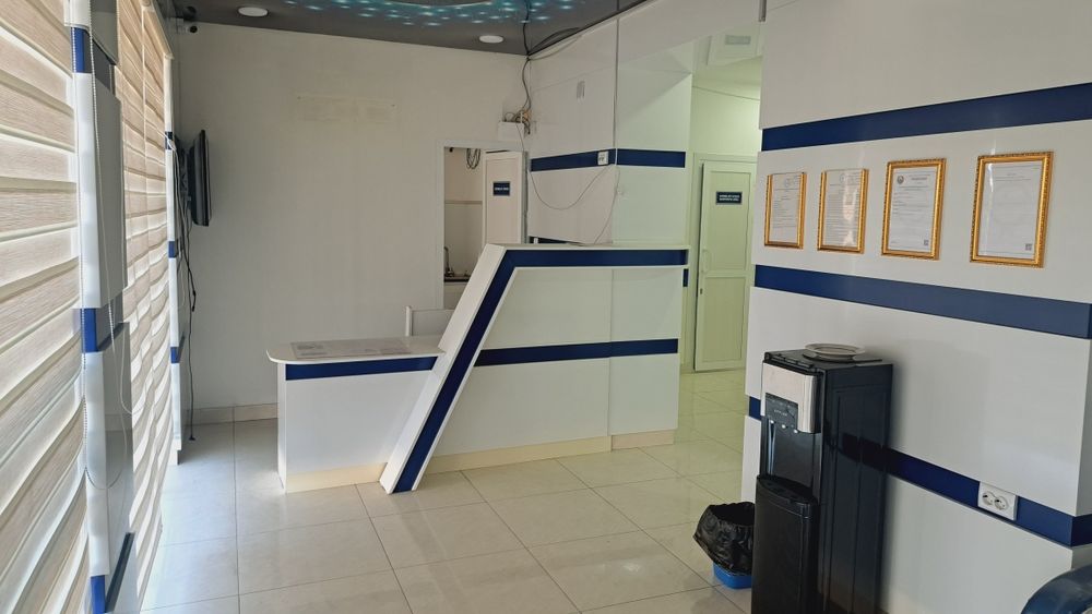 Навоий шахрида Ижарага берилади. Клиника ёки бошка бизнес учун. 180 м2