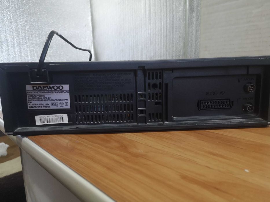продаю видео магнитофон свой домашний - DAEWOO VQ 270K