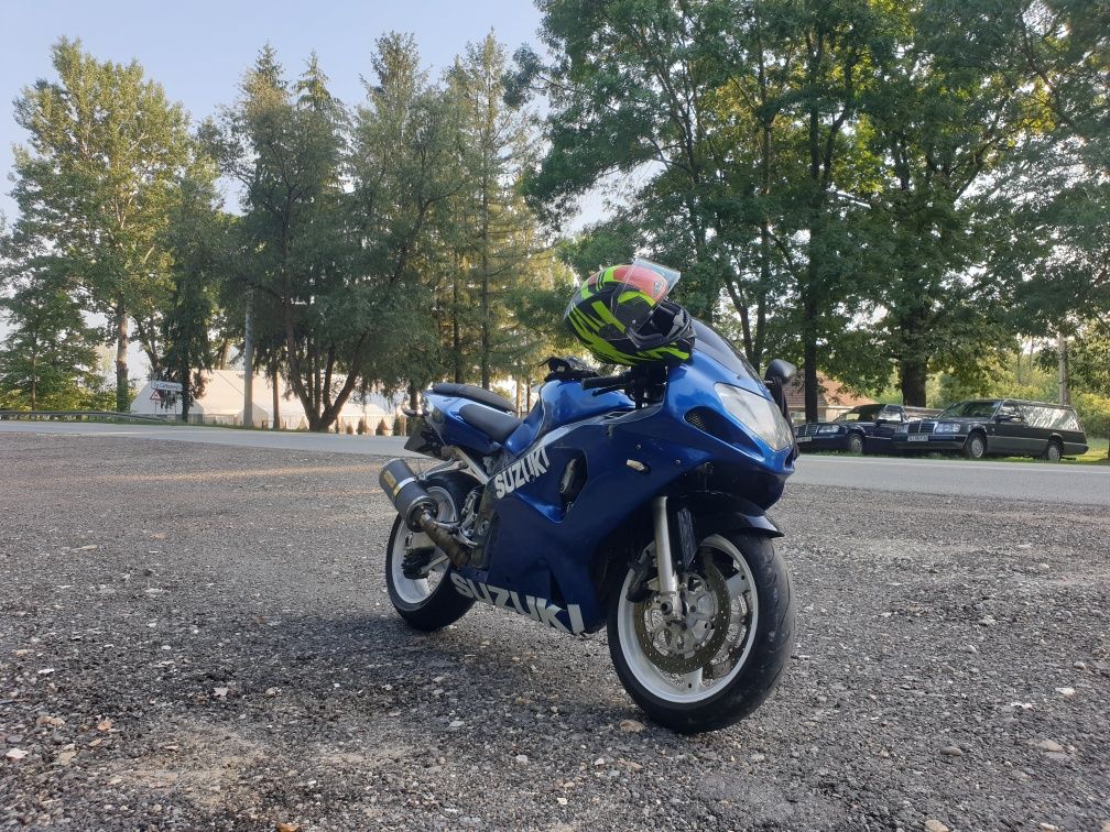 Suzuki GSX R 600