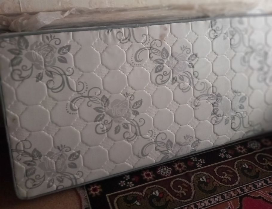 Матрас декор для комода зеркало