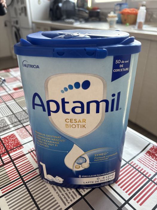 Vând sau schimb aptamil 1