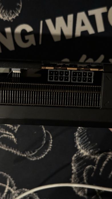 AMD Radeon RX 7700 XT SAPPHIRE Pulse – 12GB GDDR6