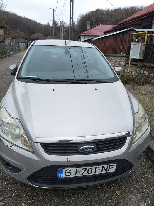 Vând Ford Focus 2(facelift) 2008