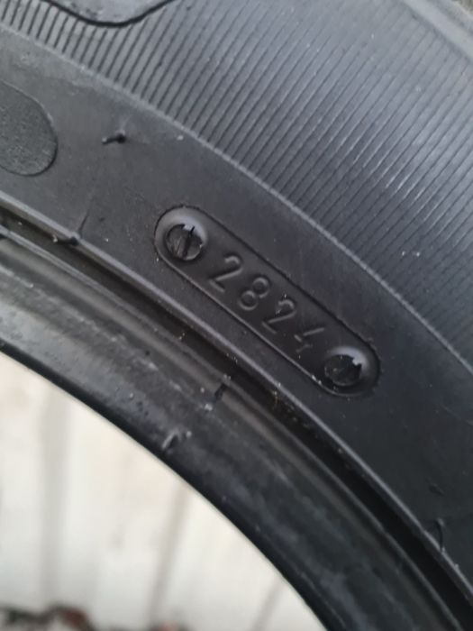 2 Anvelope de iarna*215/55R16*Riken*LICHIDARE STOC*100 Lei Buc*