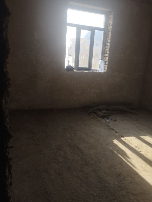 Хива шахри лакка жой Полвон еп ва Масжид олдида 2 ва 3 хонали квартира