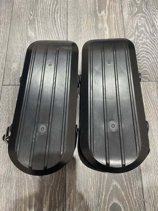 Mini schiuri, patine pentru zapada, sporturi de iarna