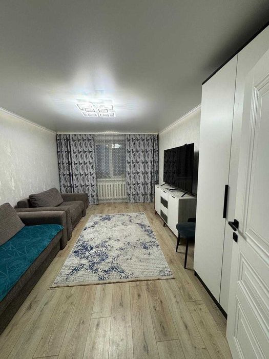 Продам 3 комнатную квартиру. район Ассорти.