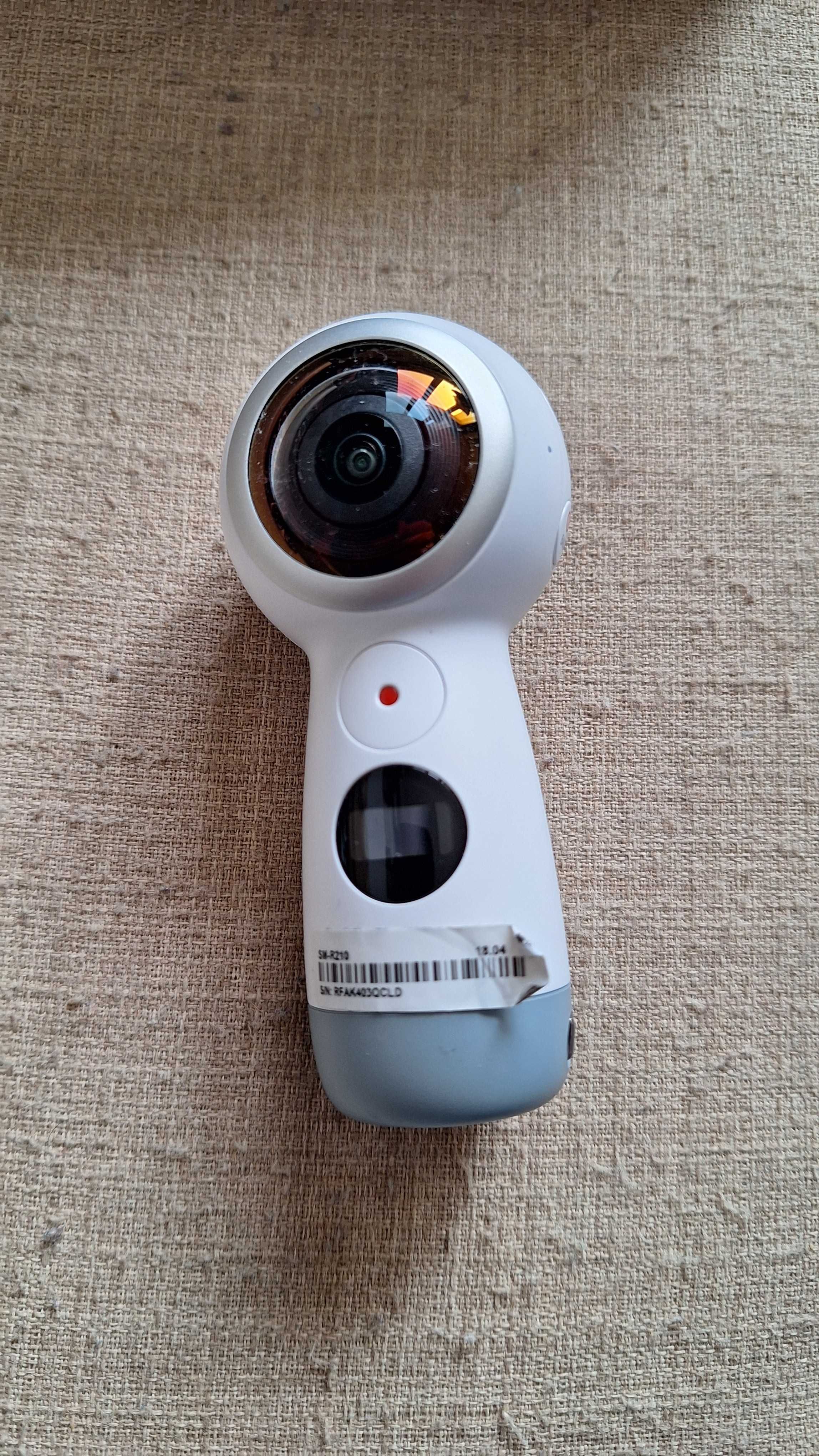 Samsung Gear 360 (2017) като нов